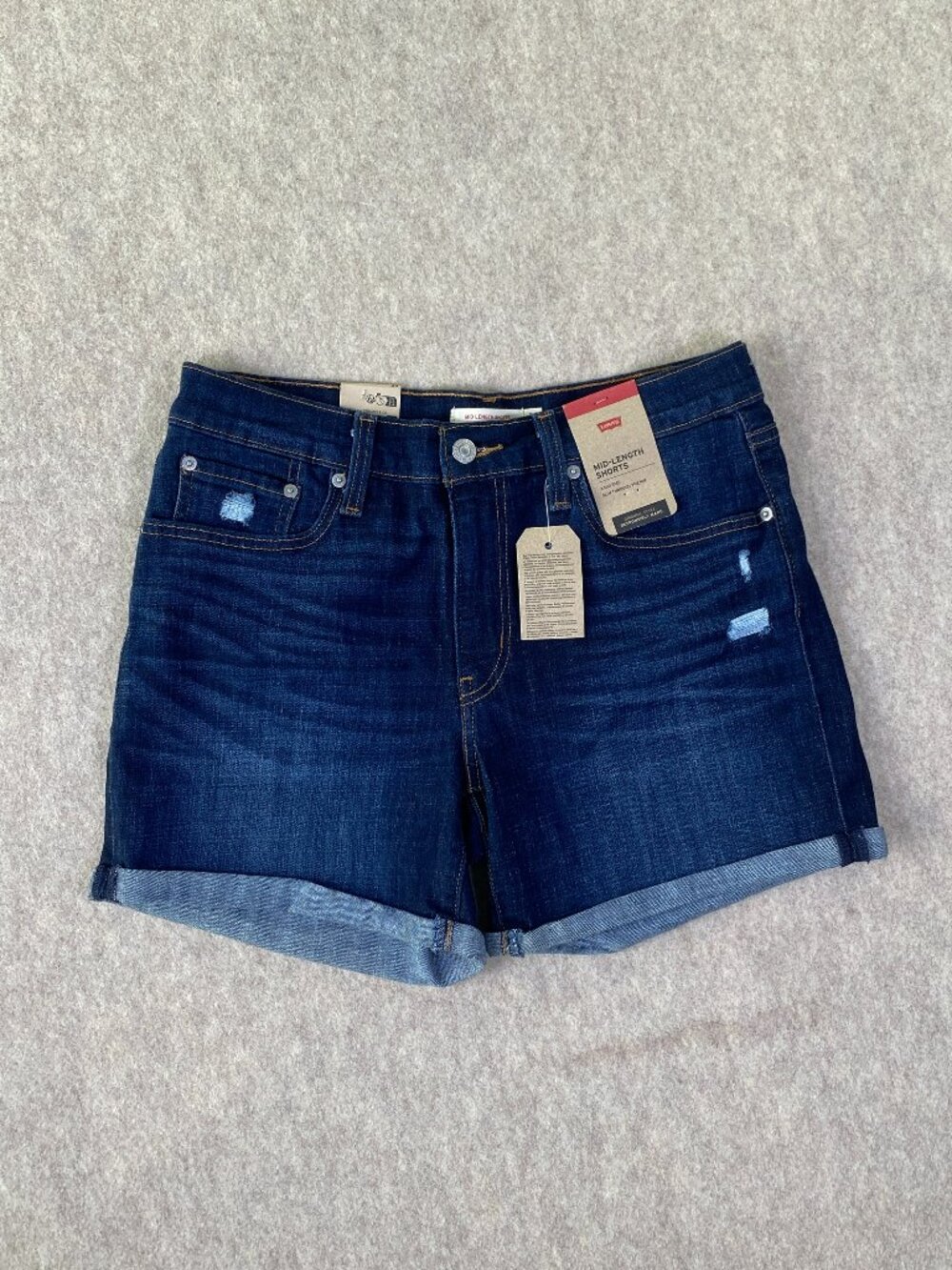 NWT Levi’s | Women's Mid Length Denim Shorts Dark Wash Cuffed | Size 10 (30)